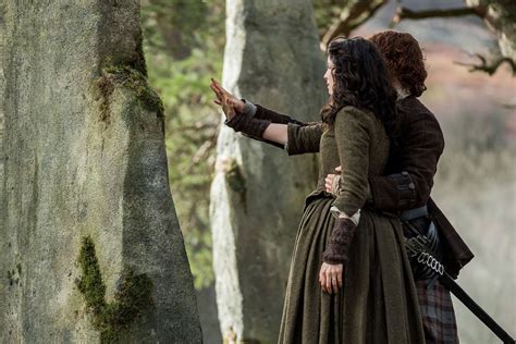 Outlander: Season 2, Episode 13 .